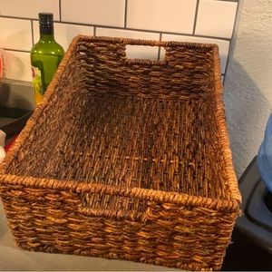 Medium Wicker Basket for fruit, toiletries and more!